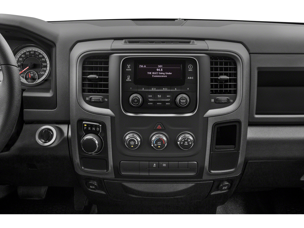 2019 RAM 1500 Classic Express Crew Cab 4x4 5'7" Box