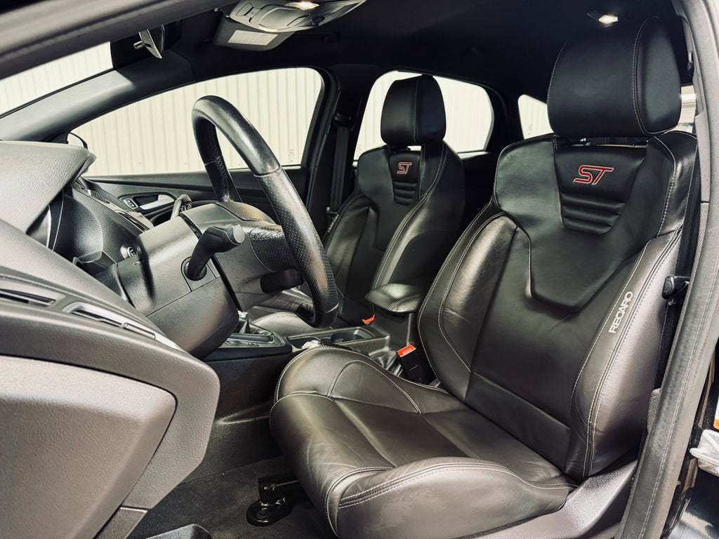 2016 Ford Focus ST ST