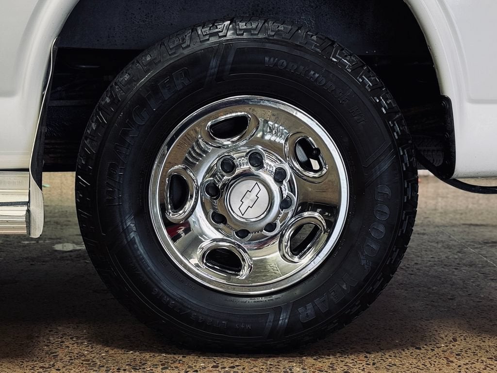 2015 Chevrolet Express Passenger 3500 LS