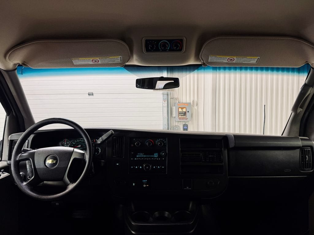 2015 Chevrolet Express Passenger 3500 LS