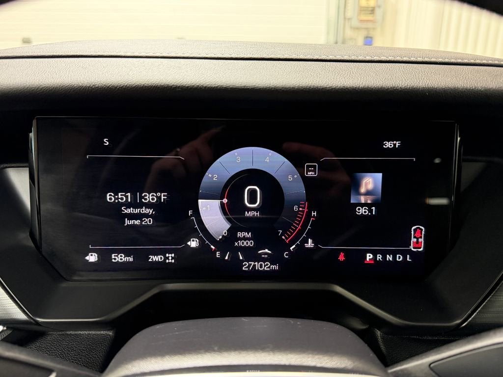 2024 GMC Acadia Elevation