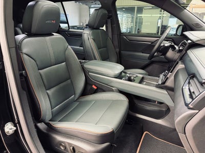 2024 GMC Acadia AT4