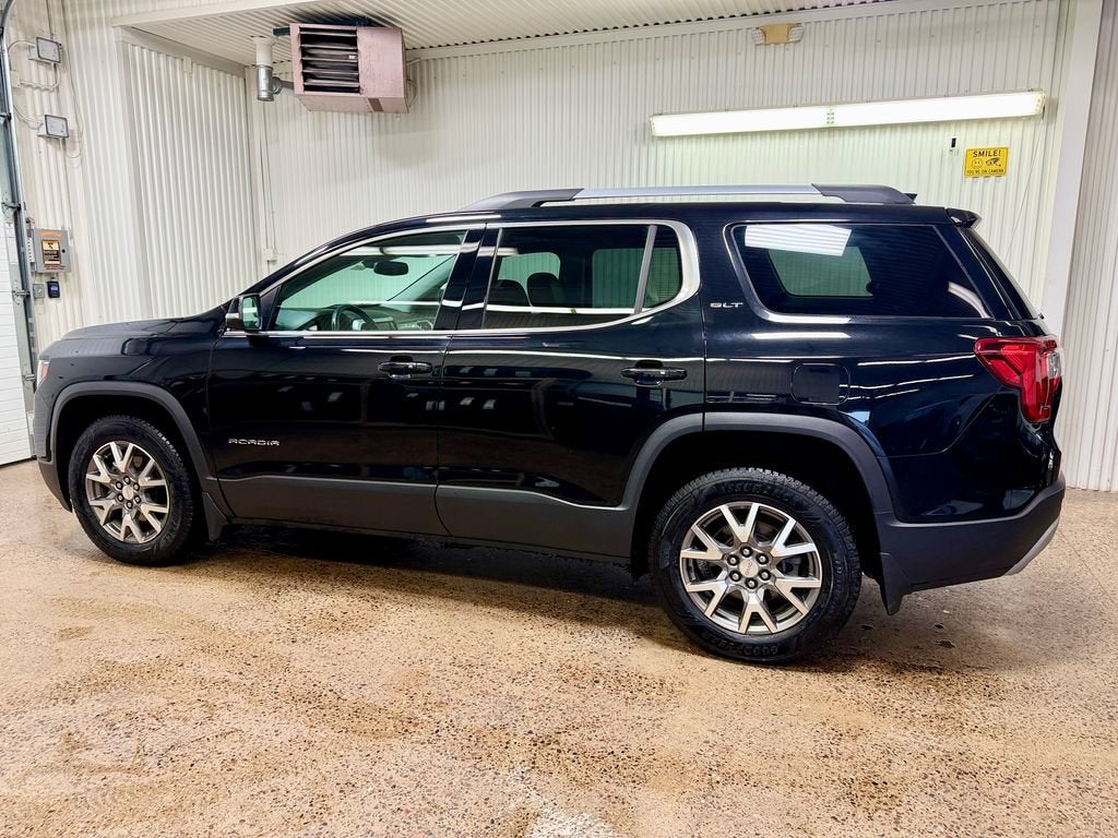 2021 GMC Acadia SLT