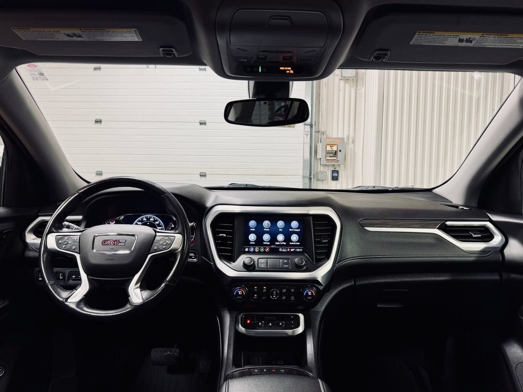 2021 GMC Acadia SLT
