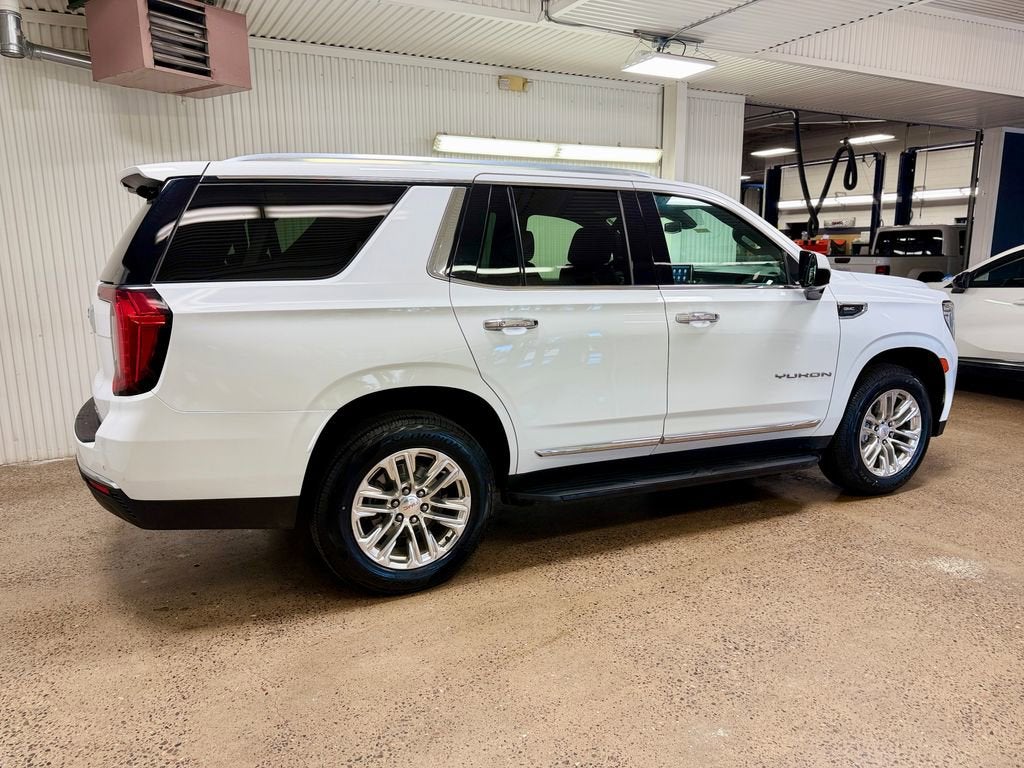 2021 GMC Yukon SLT