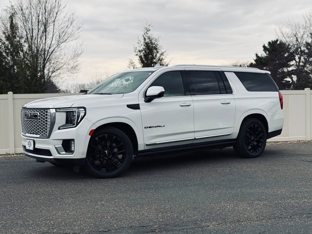 2023 GMC Yukon XL Denali