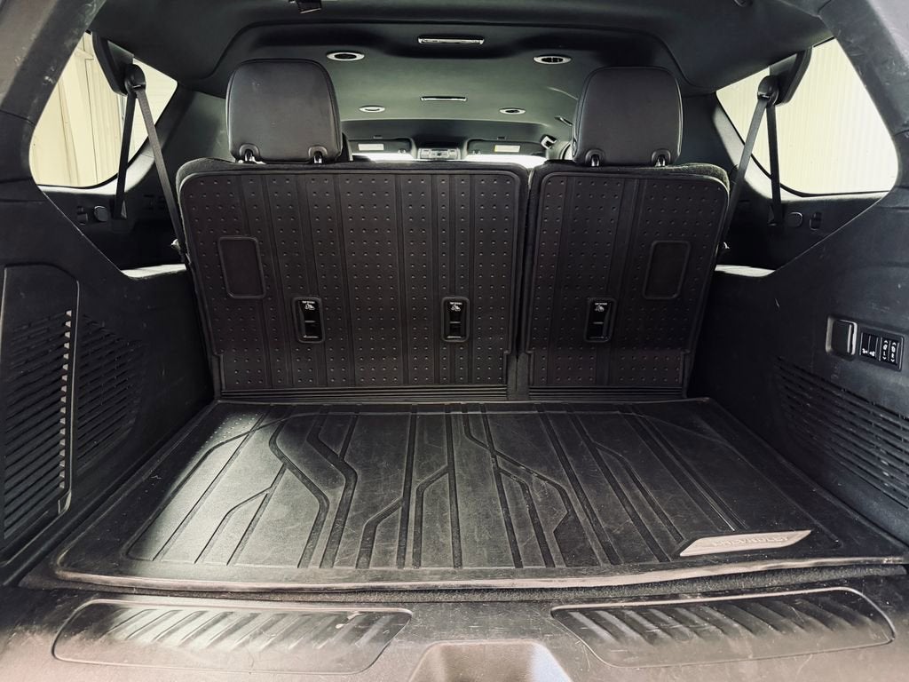 2022 Chevrolet Suburban LT