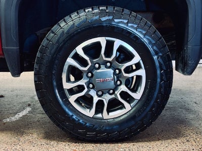 2022 GMC Sierra 2500 HD SLT