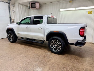 2024 GMC Canyon AT4