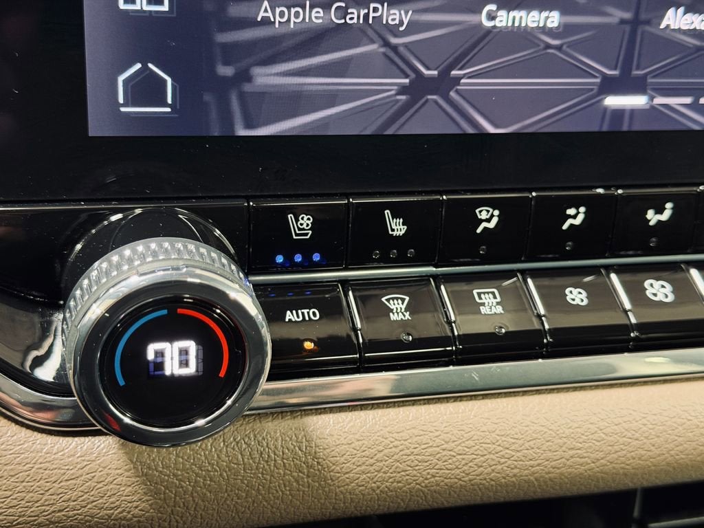 2024 GMC Canyon Denali