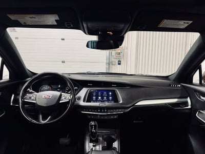 2023 Cadillac XT4 Premium Luxury