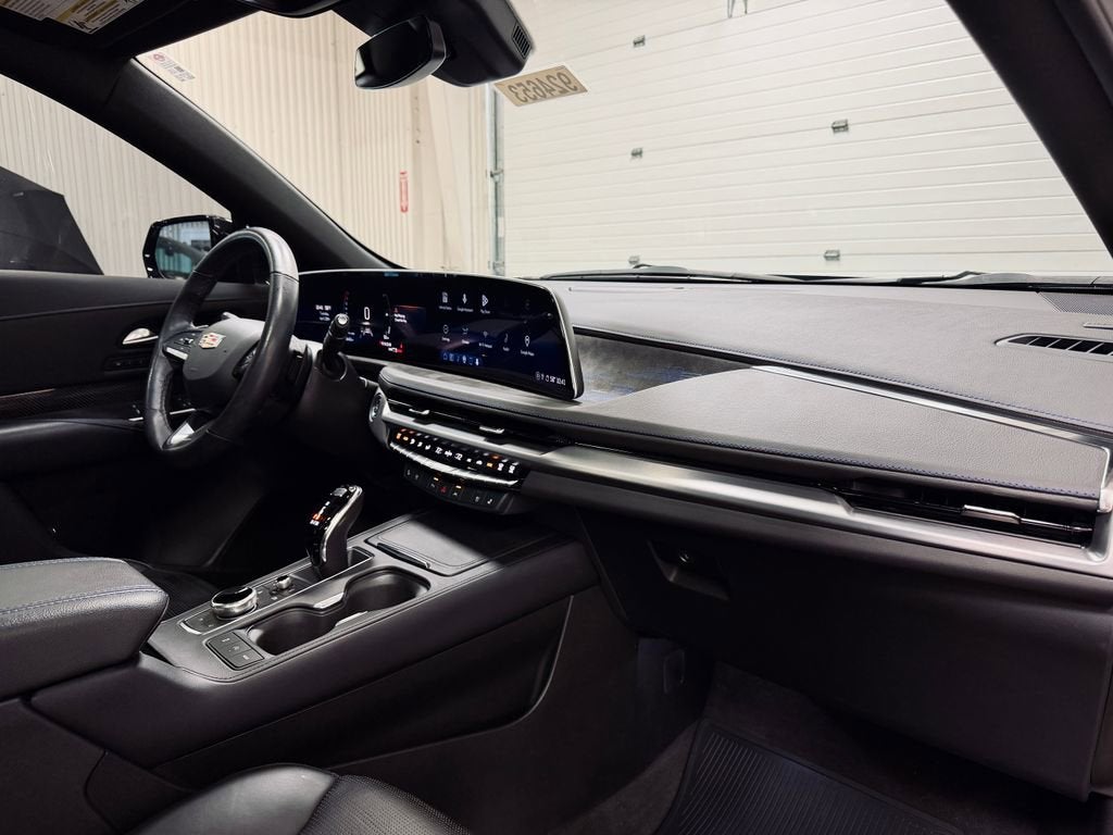 2024 Cadillac XT4 Sport