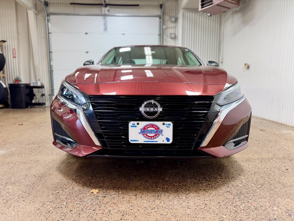 2025 Nissan Altima SV