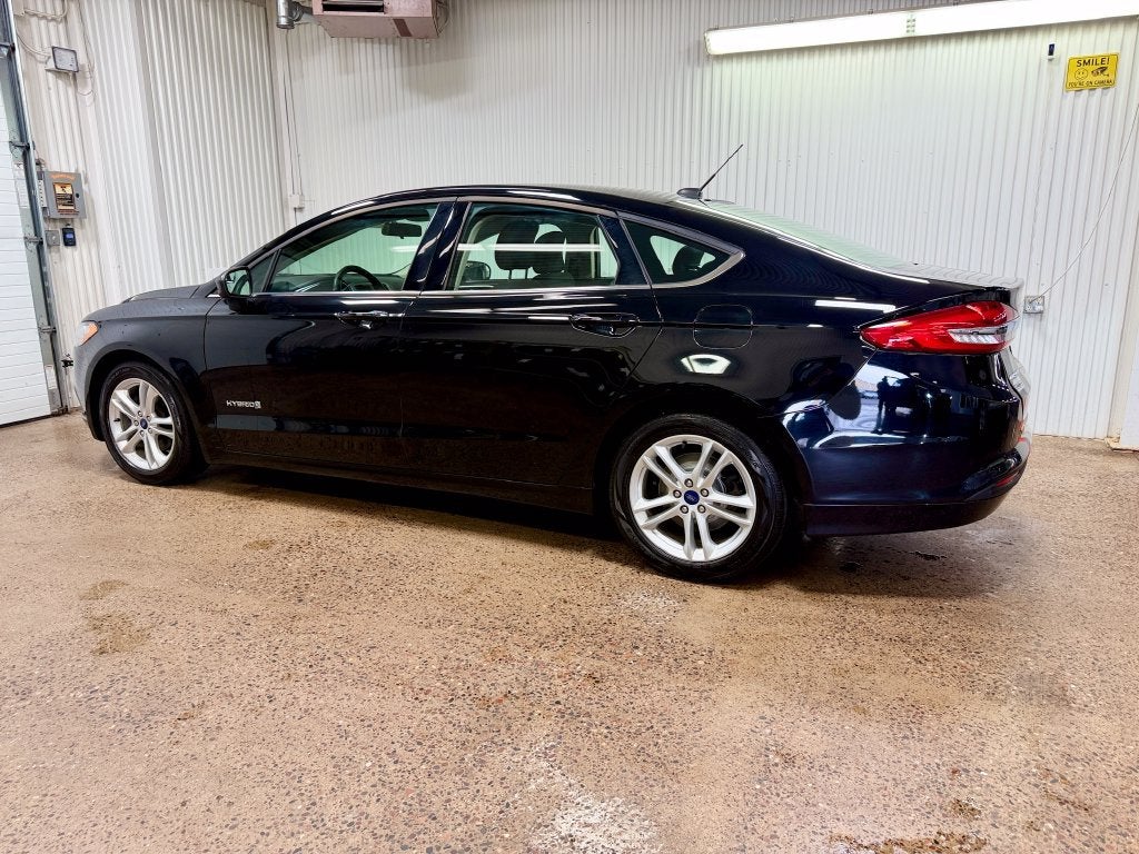 2018 Ford Fusion Hybrid SE