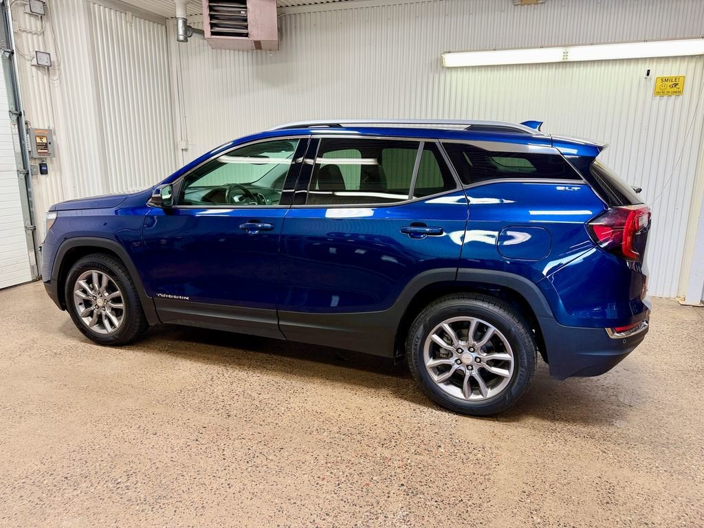 2022 GMC Terrain SLT