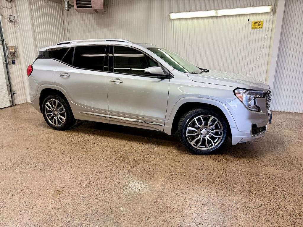 2022 GMC Terrain Denali