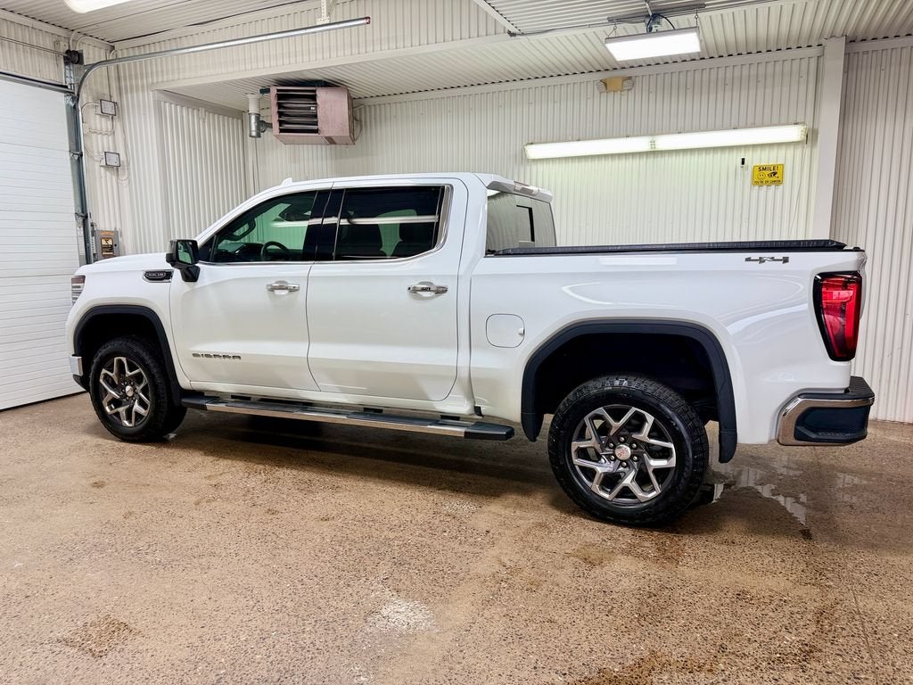 2022 GMC Sierra 1500 SLT