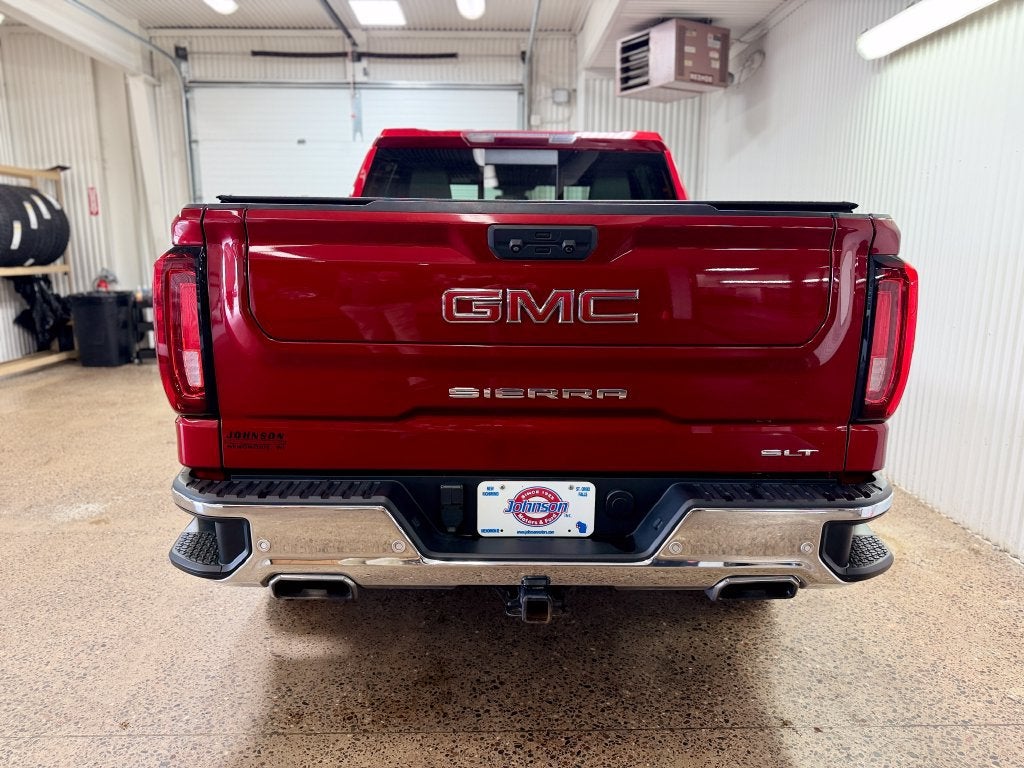 2022 GMC Sierra 1500 SLT