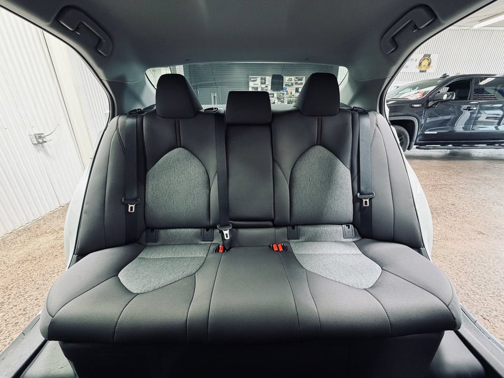 2019 Toyota Camry Hybrid LE