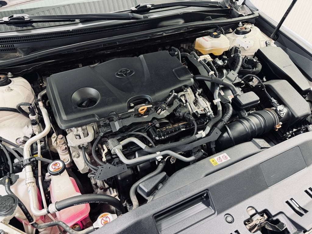 2019 Toyota Camry Hybrid LE