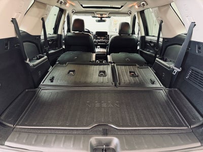 2024 Nissan Pathfinder Platinum 4WD