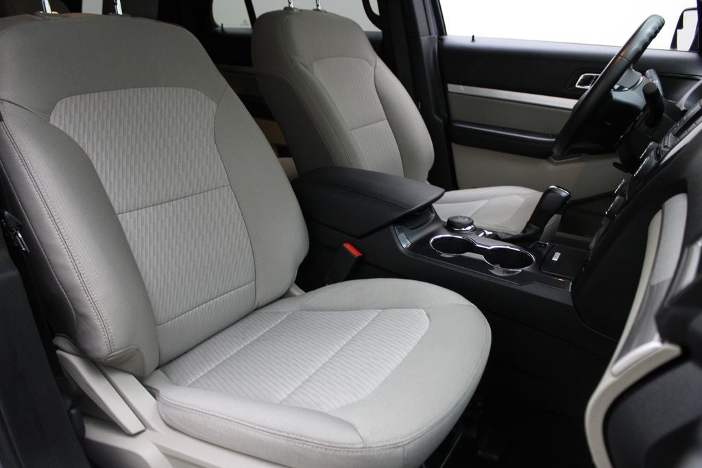 2018 Ford Explorer Base