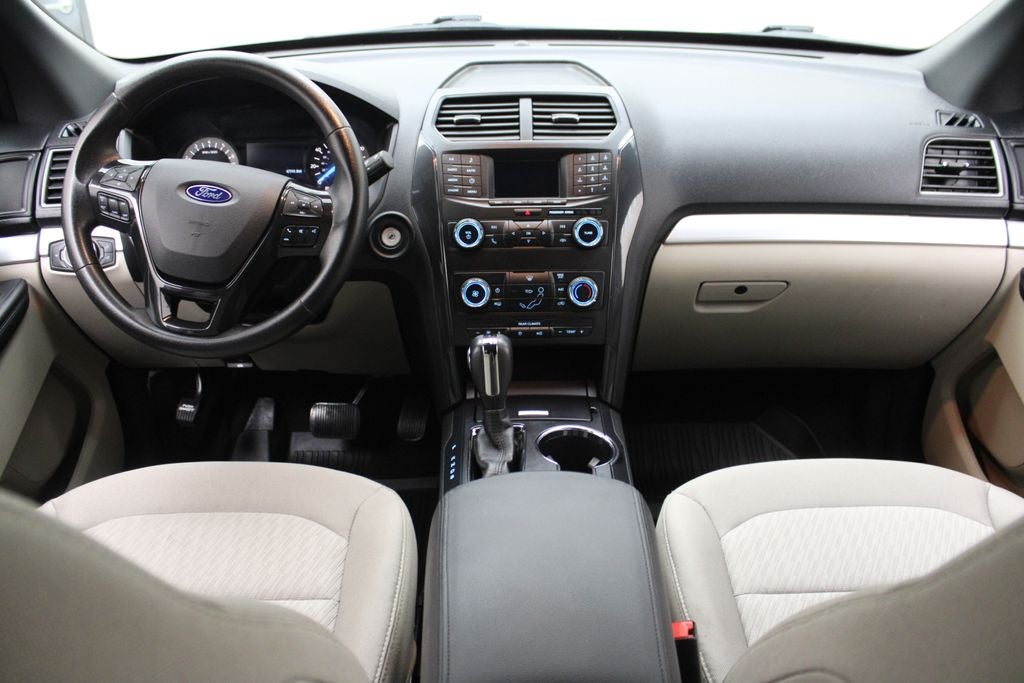 2018 Ford Explorer Base