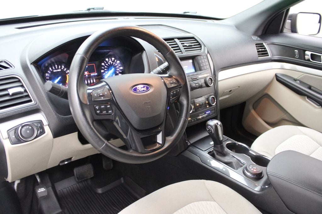 2018 Ford Explorer Base