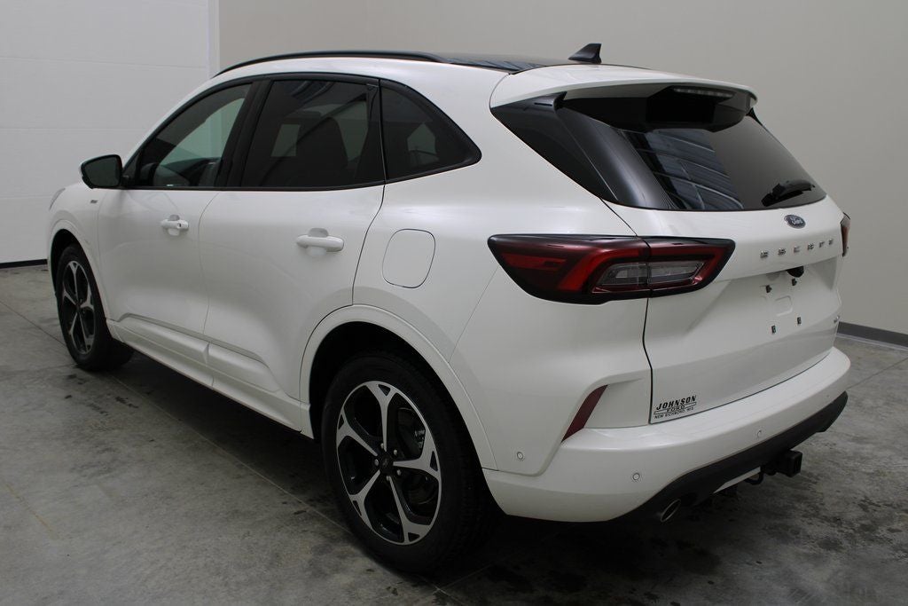 2023 Ford Escape ST-Line Elite