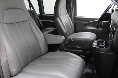 2020 GMC Savana 3500 LS