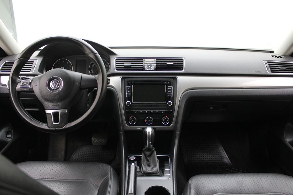 2015 Volkswagen Passat 1.8T Limited Edition