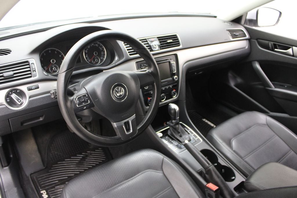 2015 Volkswagen Passat 1.8T Limited Edition