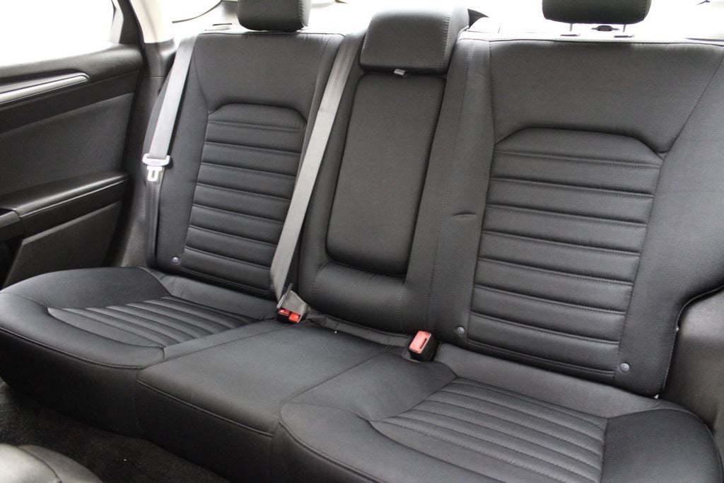 2015 Ford Fusion Hybrid SE