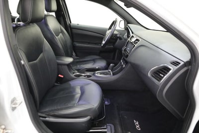 2012 Chrysler 200 Limited