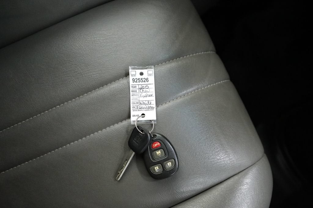 2015 Chevrolet Express Passenger 3500 LS