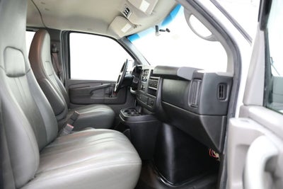 2015 Chevrolet Express Passenger 3500 LS