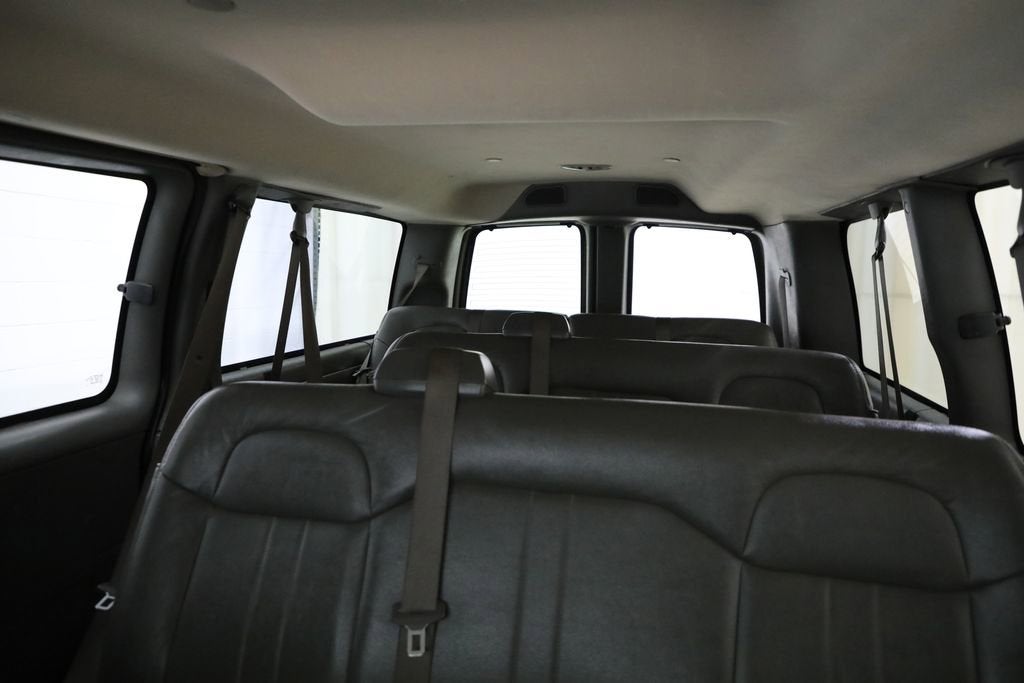 2019 GMC Savana Passenger 3500 LS
