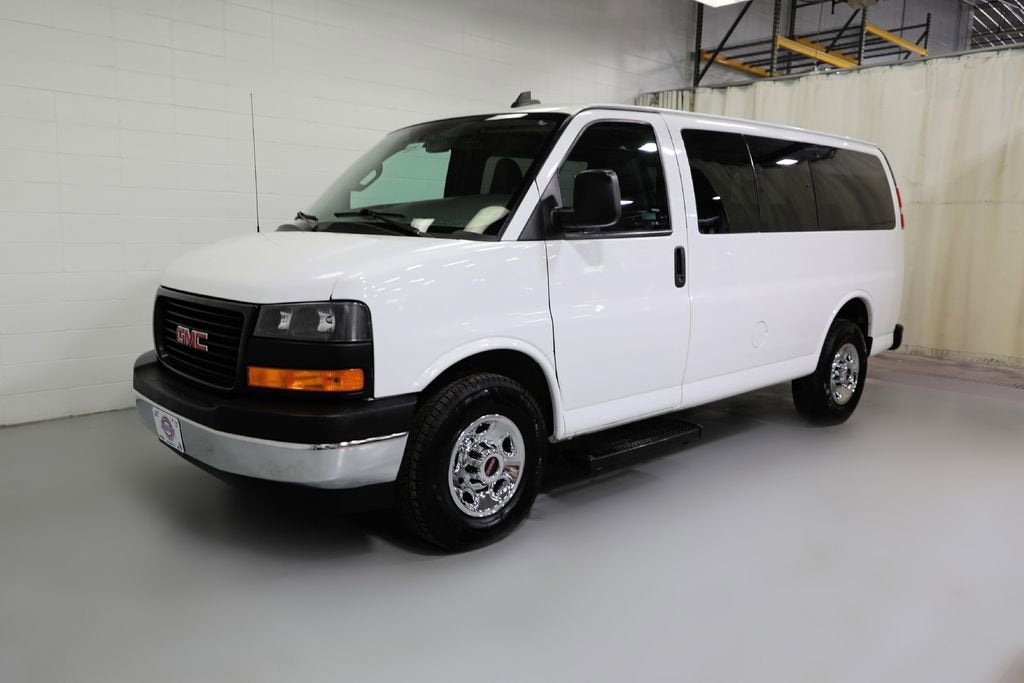 2019 GMC Savana Passenger 3500 LS