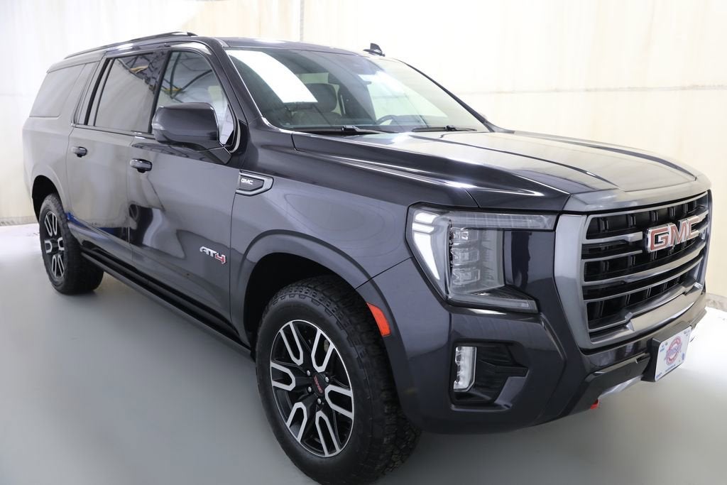 2023 GMC Yukon XL AT4