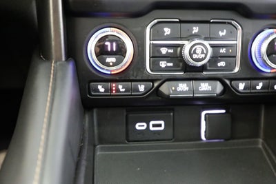 2023 GMC Yukon XL AT4