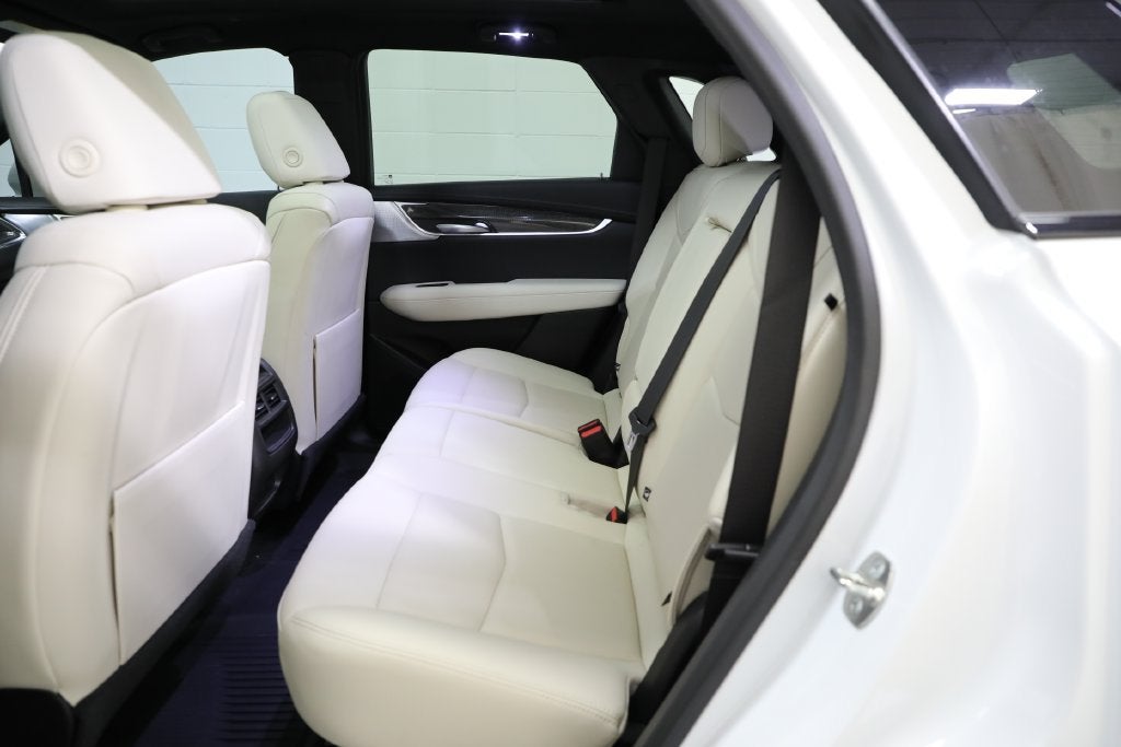 2025 Cadillac XT5 Sport
