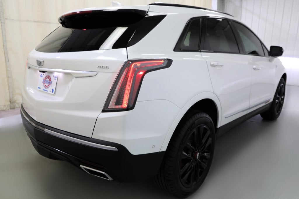 2025 Cadillac XT5 Sport