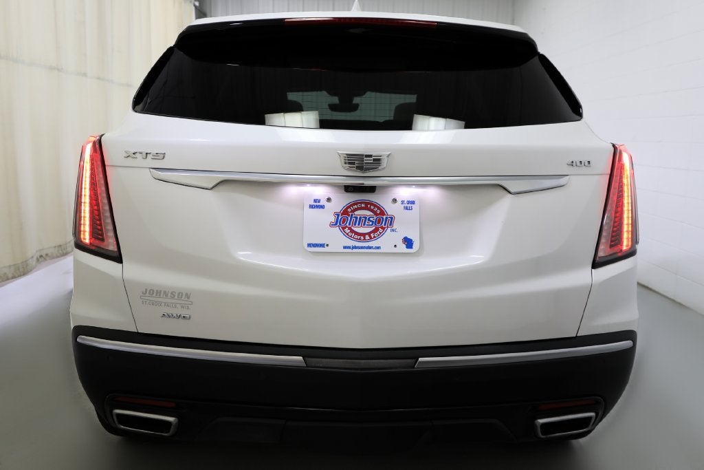 2025 Cadillac XT5 Sport
