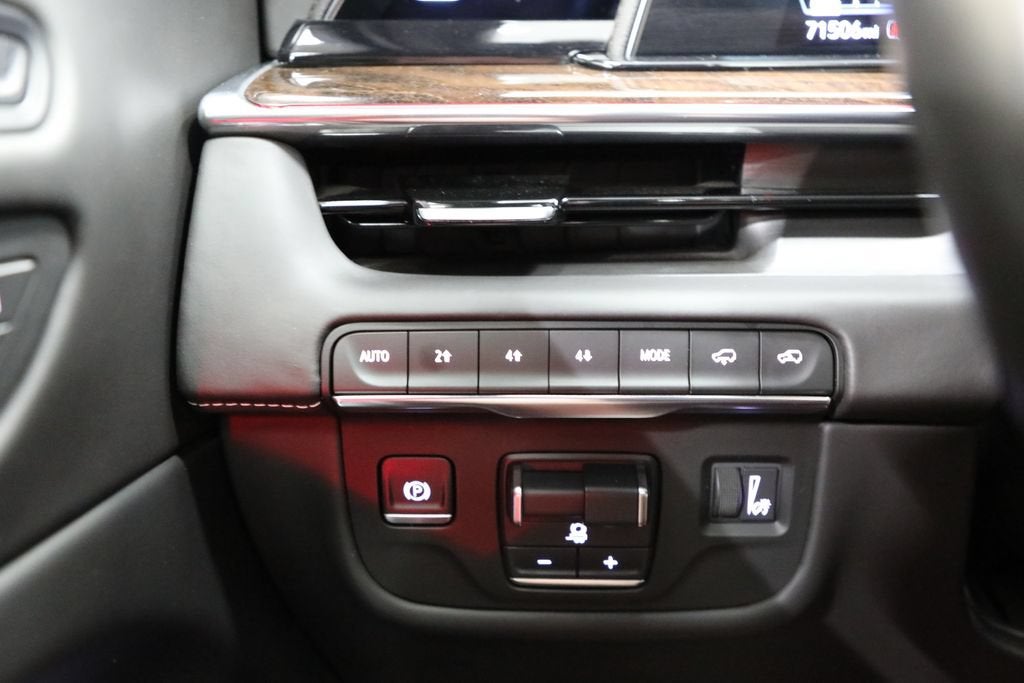2022 Cadillac Escalade Sport Platinum