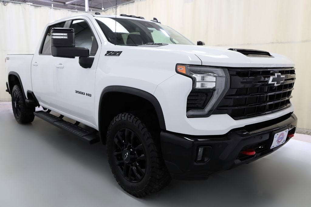 2025 Chevrolet Silverado 3500 HD LT