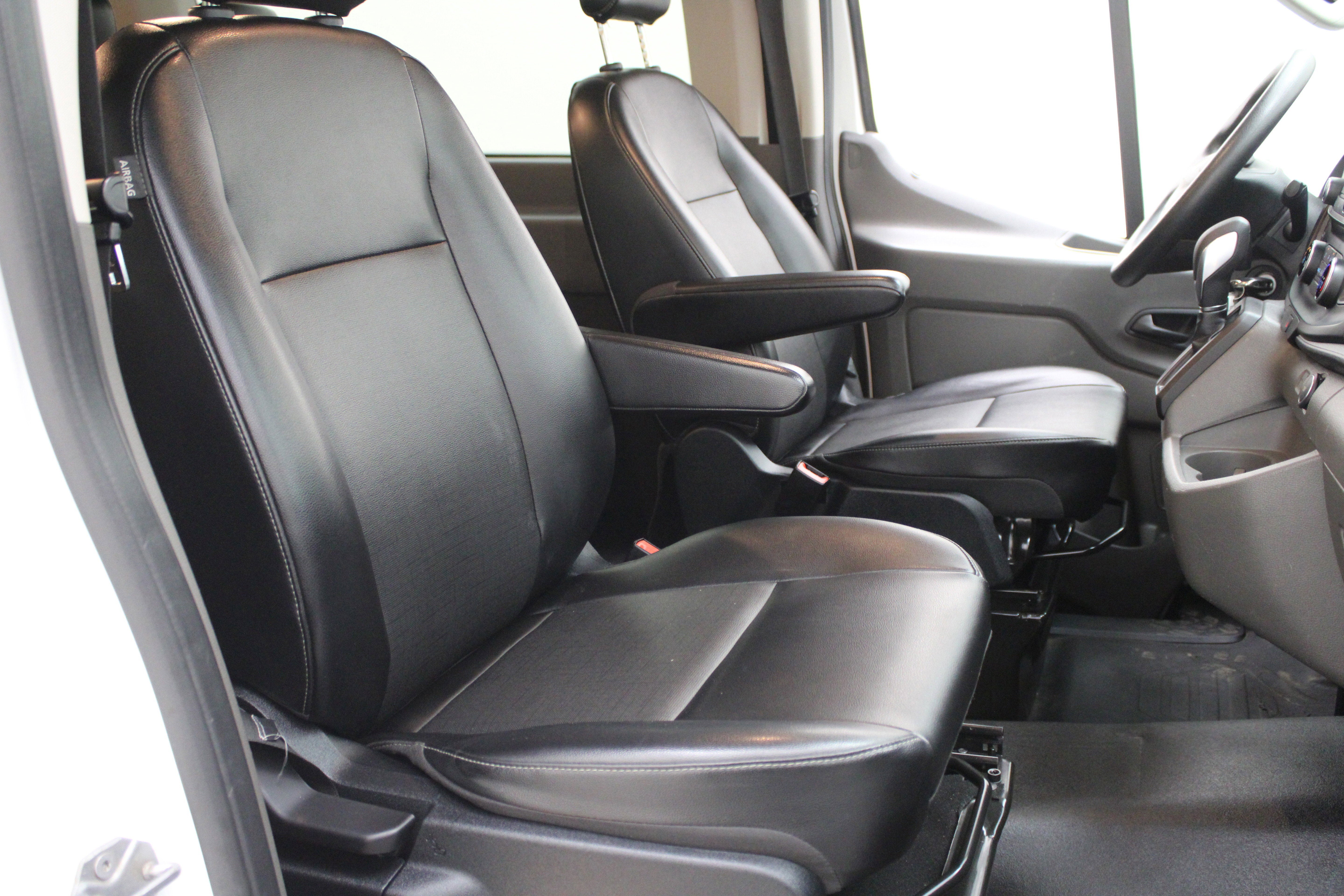 2020 Ford Transit Passenger Wagon XL