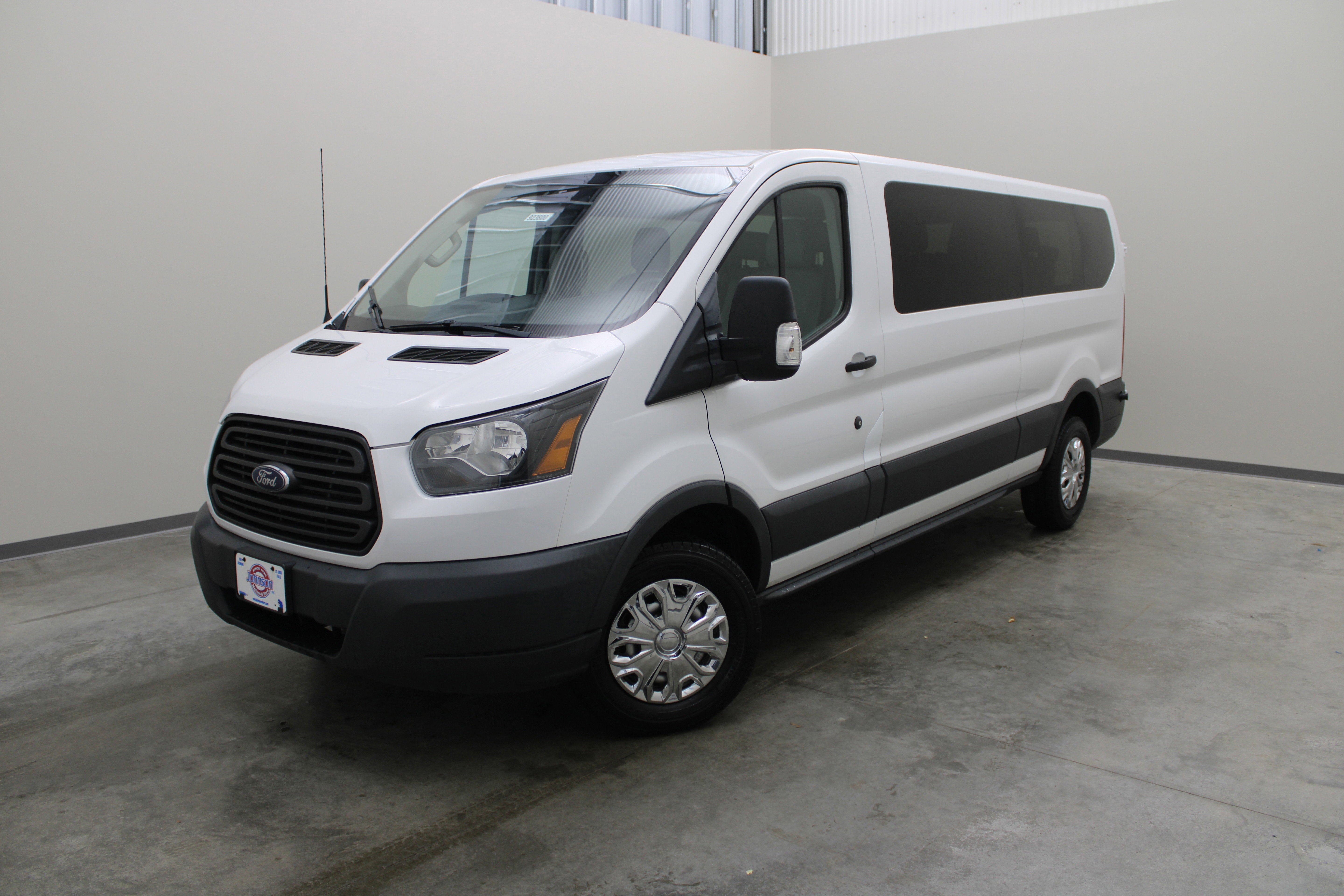 2017 Ford Transit Wagon XL