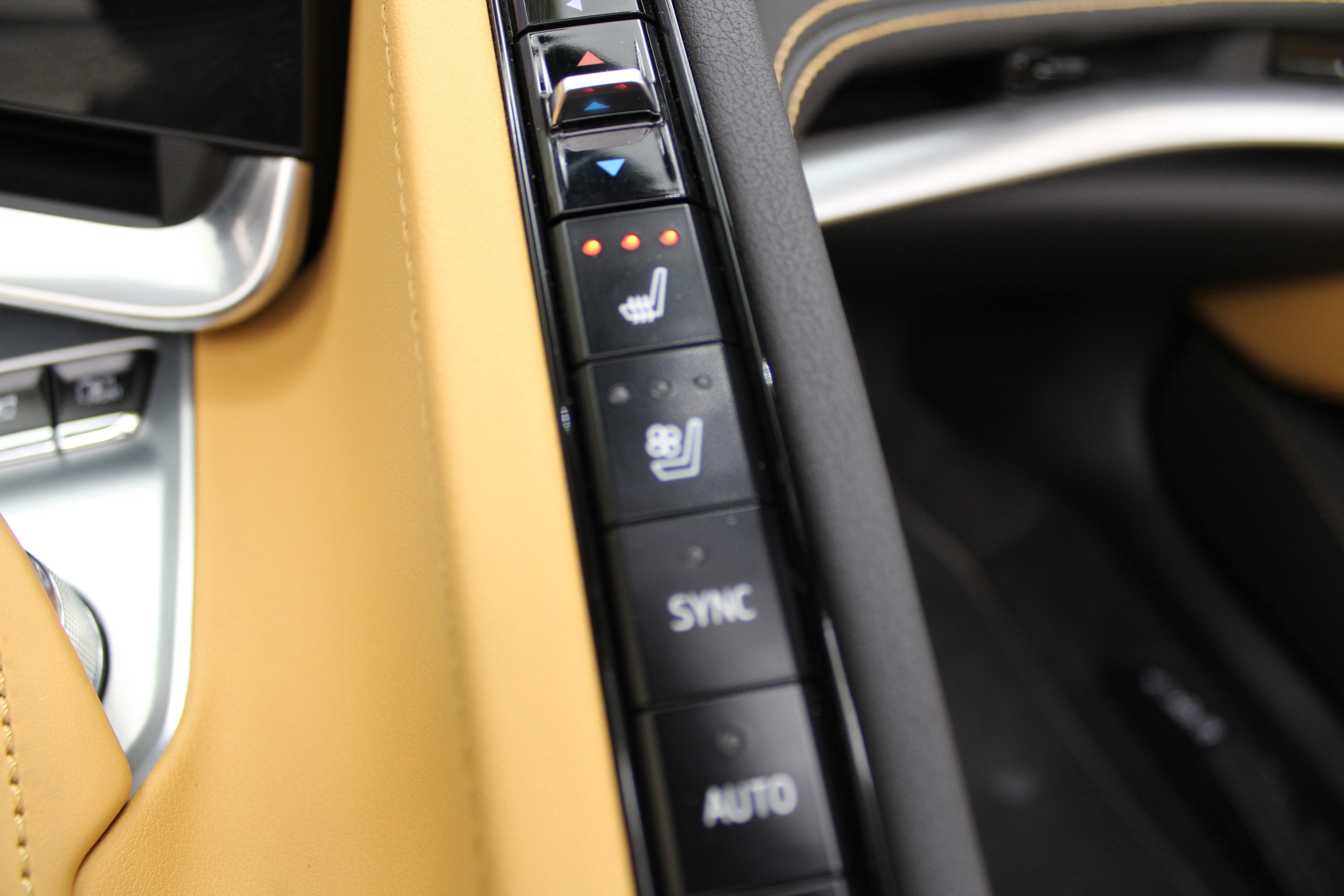 2023 Chevrolet Corvette 2LT