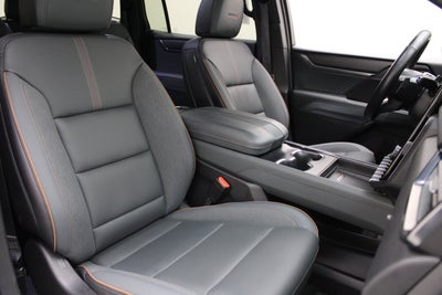 2024 GMC Acadia AWD AT4