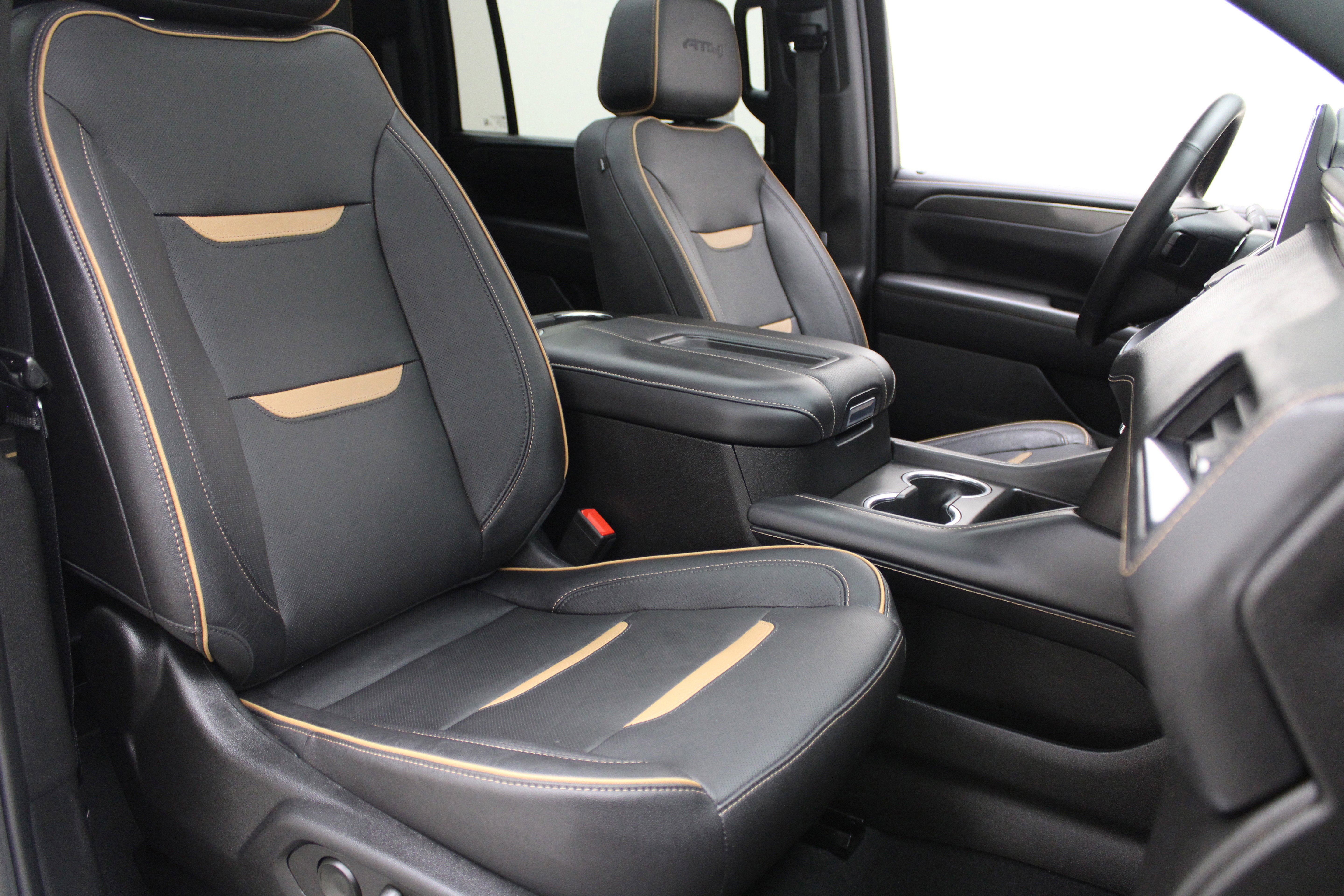 2023 GMC Yukon XL AT4